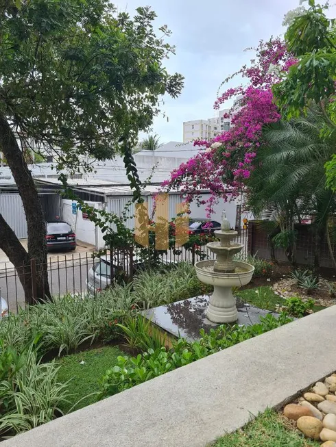 Foto 1 de Apartamento com 3 Quartos à venda, 156m² em Graças, Recife