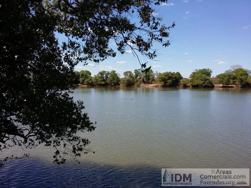 Foto 1 de Lote/Terreno à venda, 300000000m² em Centro, Luciára