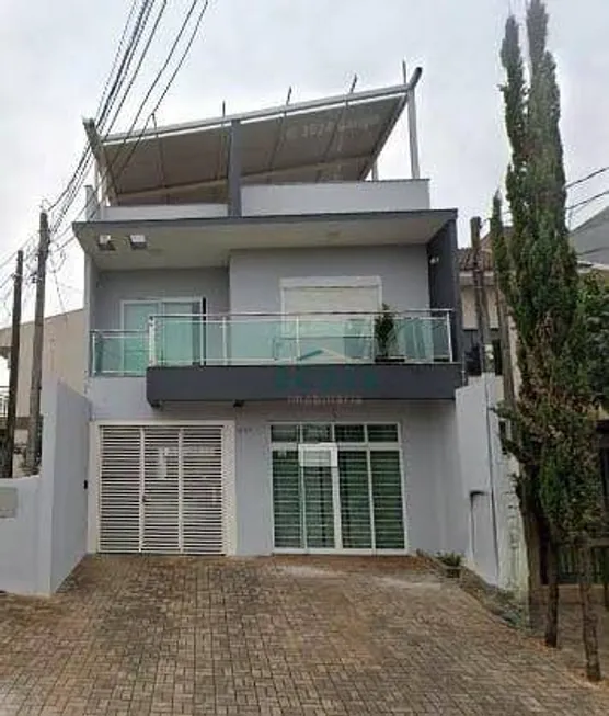 Foto 1 de Sobrado com 3 Quartos à venda, 145m² em Alto Alegre, Cascavel