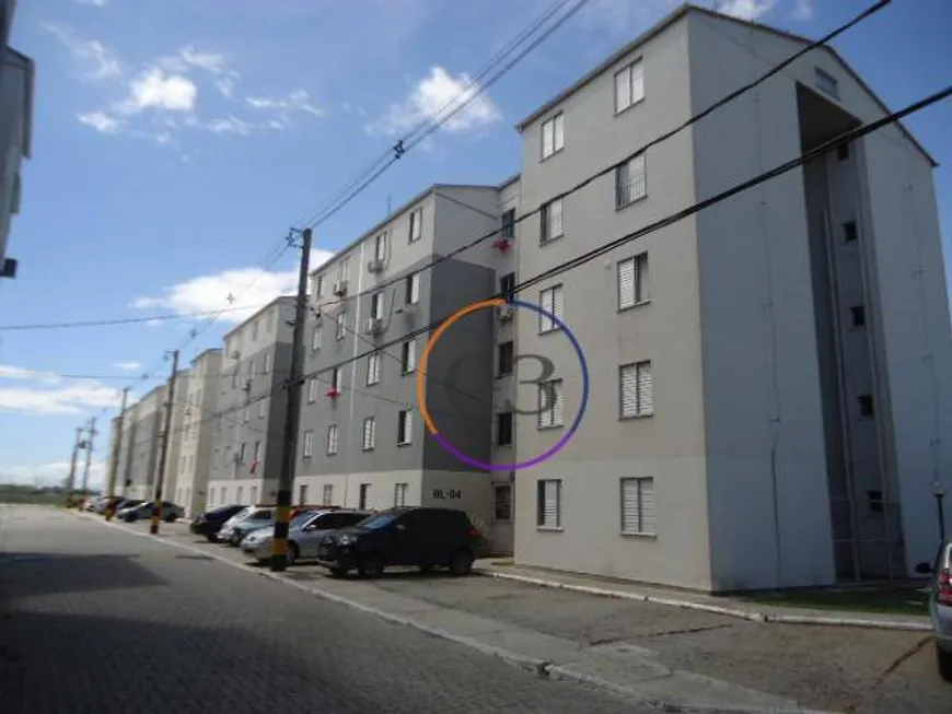 Foto 1 de Apartamento com 2 Quartos para alugar, 42m² em Areal, Pelotas
