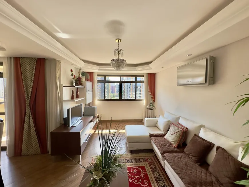 Foto 1 de Apartamento com 4 Quartos à venda, 149m² em Água Verde, Curitiba