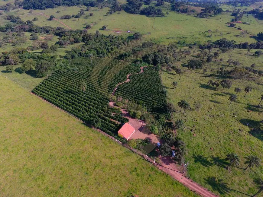 Foto 1 de Fazenda/Sítio com 1 Quarto à venda, 50000m² em , Arceburgo