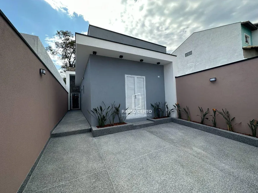 Foto 1 de Casa com 2 Quartos à venda, 90m² em Jardim Bela Vista , Araçariguama