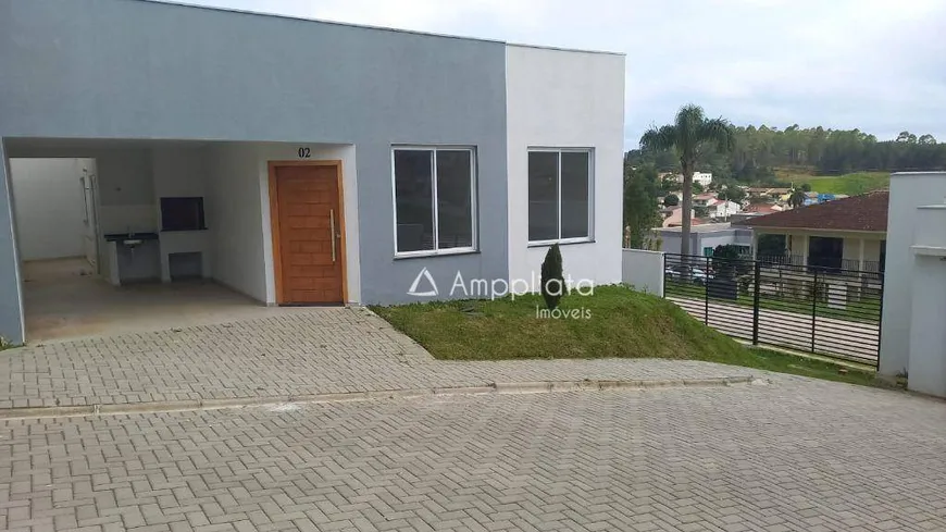 Foto 1 de Casa com 3 Quartos à venda, 100m² em Jardim Nesita, Campina Grande do Sul