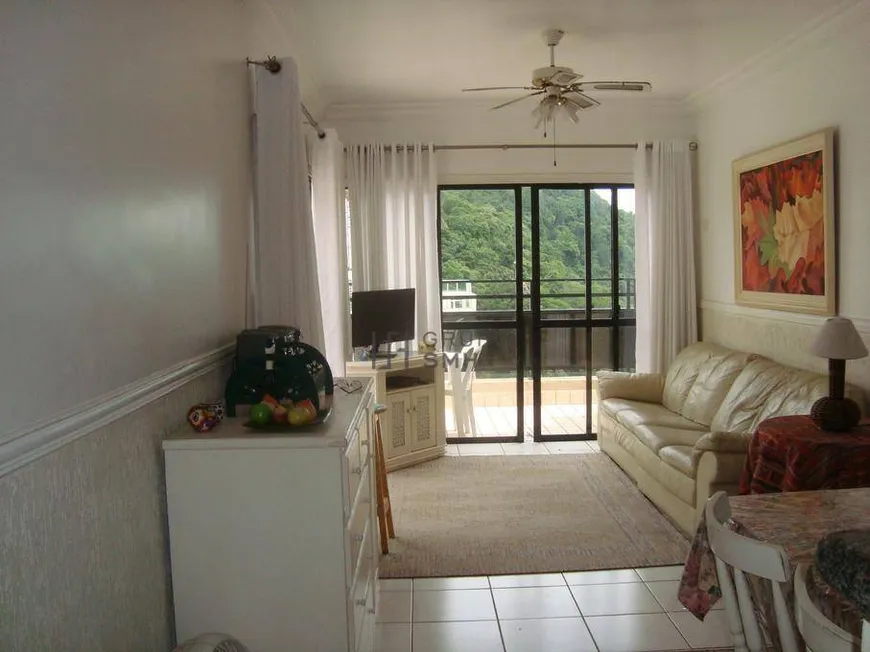 Foto 1 de Apartamento com 3 Quartos à venda, 138m² em Praia das Pitangueiras, Guarujá