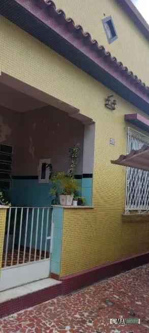 Foto 1 de Casa com 3 Quartos à venda, 225m² em Rocha Miranda, Rio de Janeiro