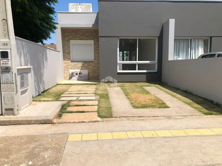 Foto 1 de Casa com 2 Quartos à venda, 49m² em Novo Mundo, Gravataí