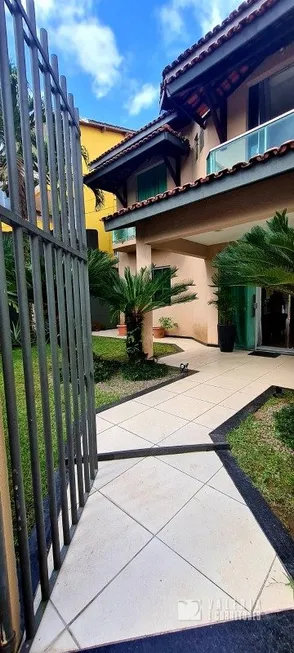 Foto 1 de Casa de Condomínio com 4 Quartos à venda, 378m² em Tapanã, Belém