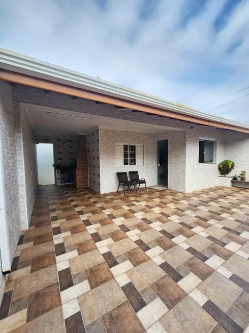 Foto 1 de Casa com 2 Quartos à venda, 81m² em Parque Residencial Abilio Pedro, Limeira