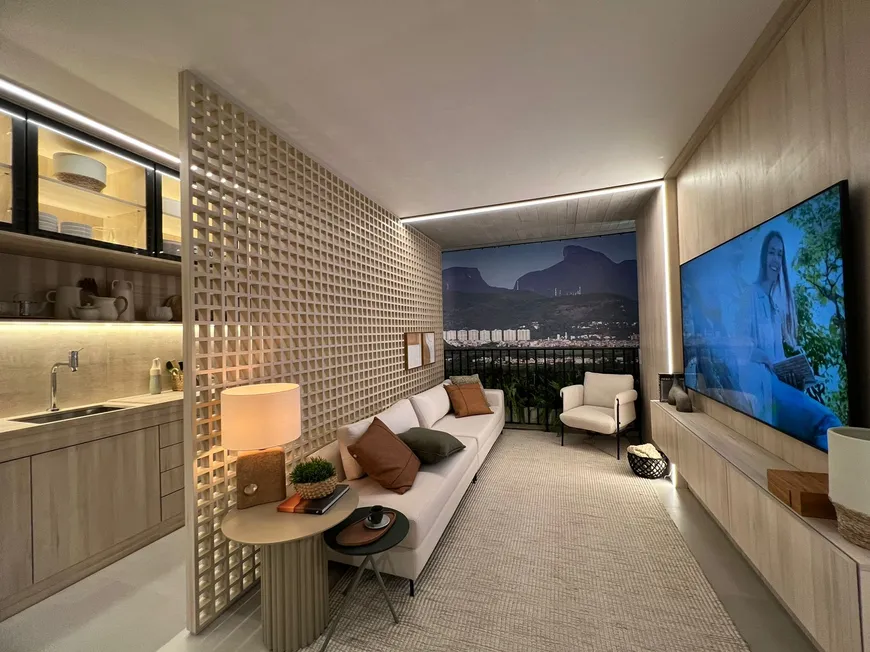 Foto 1 de Apartamento com 2 Quartos à venda, 60m² em Barra da Tijuca, Rio de Janeiro