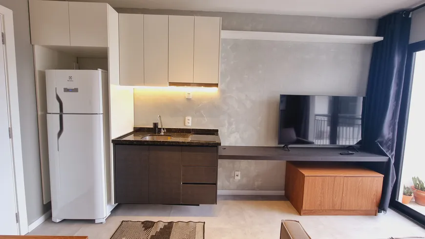 Foto 1 de Apartamento com 1 Quarto para alugar, 31m² em Vila Madalena, São Paulo