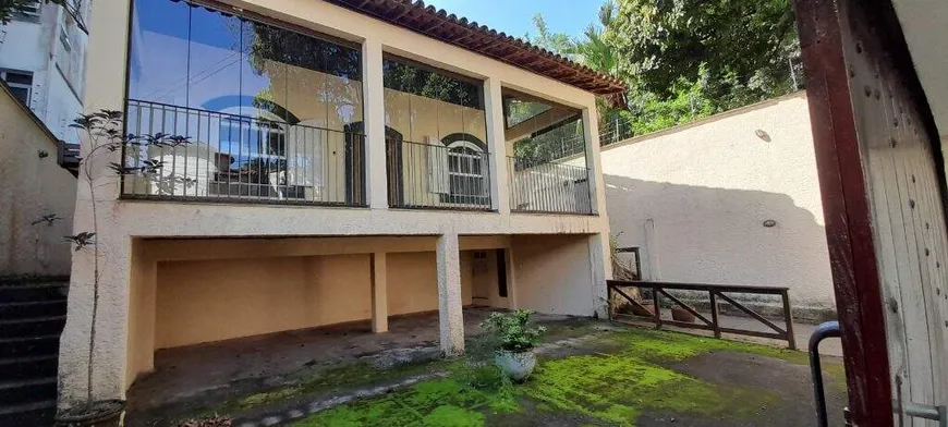 Foto 1 de Casa com 3 Quartos à venda, 227m² em Jardim Botânico, Rio de Janeiro