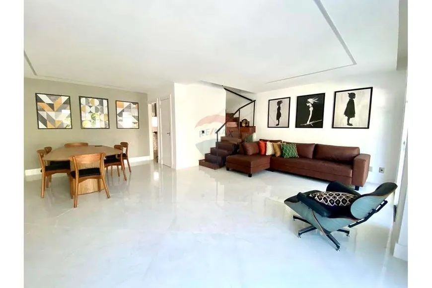 Foto 1 de Casa de Condomínio com 4 Quartos à venda, 212m² em Recreio Dos Bandeirantes, Rio de Janeiro