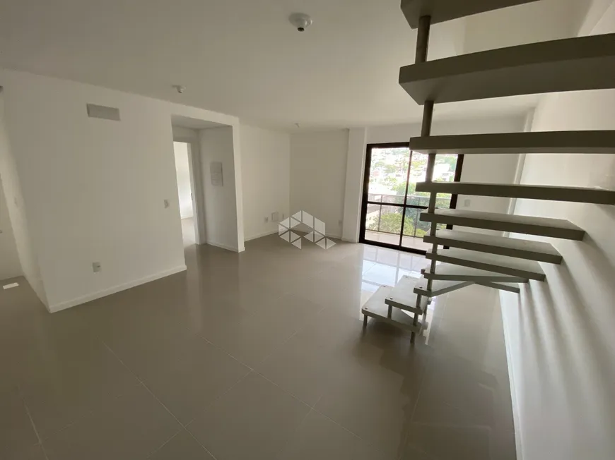 Foto 1 de Apartamento com 3 Quartos à venda, 130m² em Trindade, Florianópolis