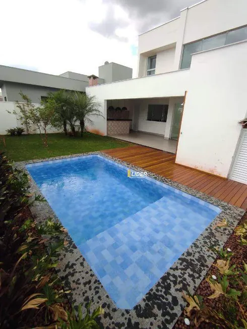 Foto 1 de Casa de Condomínio com 4 Quartos à venda, 287m² em Gávea Sul, Uberlândia