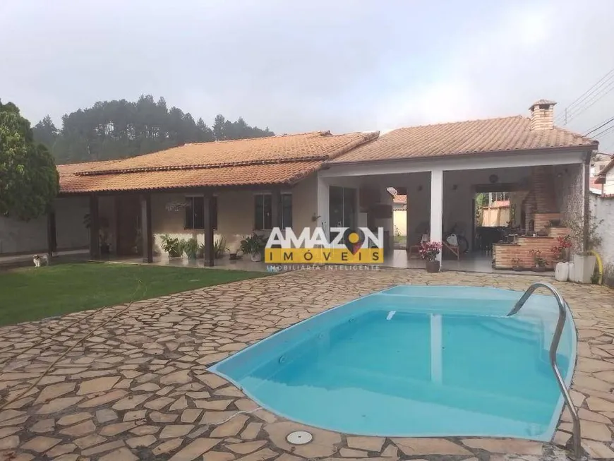 Foto 1 de Casa com 3 Quartos à venda, 186m² em Mirante das Agulhas, Resende
