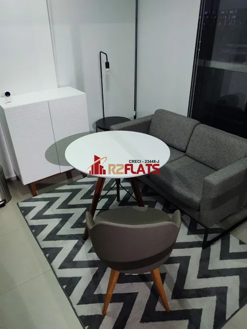 Foto 1 de Flat com 1 Quarto à venda, 32m² em Vila Cordeiro, São Paulo