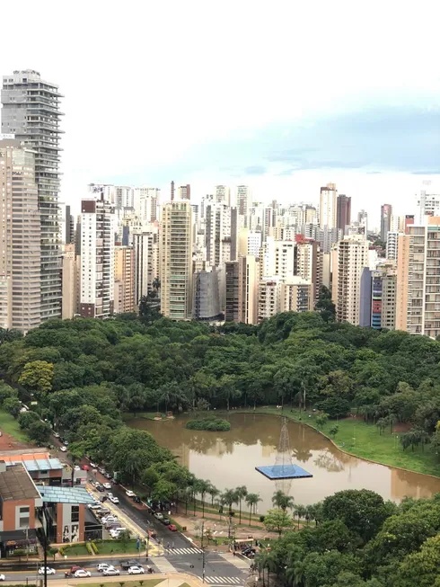 Foto 1 de Apartamento com 3 Quartos para alugar, 138m² em Setor Bueno, Goiânia