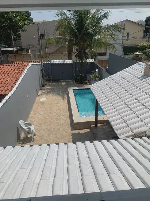 Foto 1 de Casa com 3 Quartos à venda, 88m² em Itapuã, Salvador