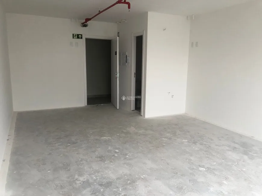 Foto 1 de Sala Comercial para alugar, 36m² em Menino Deus, Porto Alegre