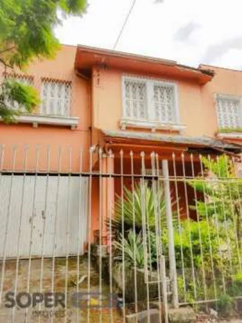 Foto 1 de Casa com 4 Quartos à venda, 600m² em Rio Branco, Porto Alegre