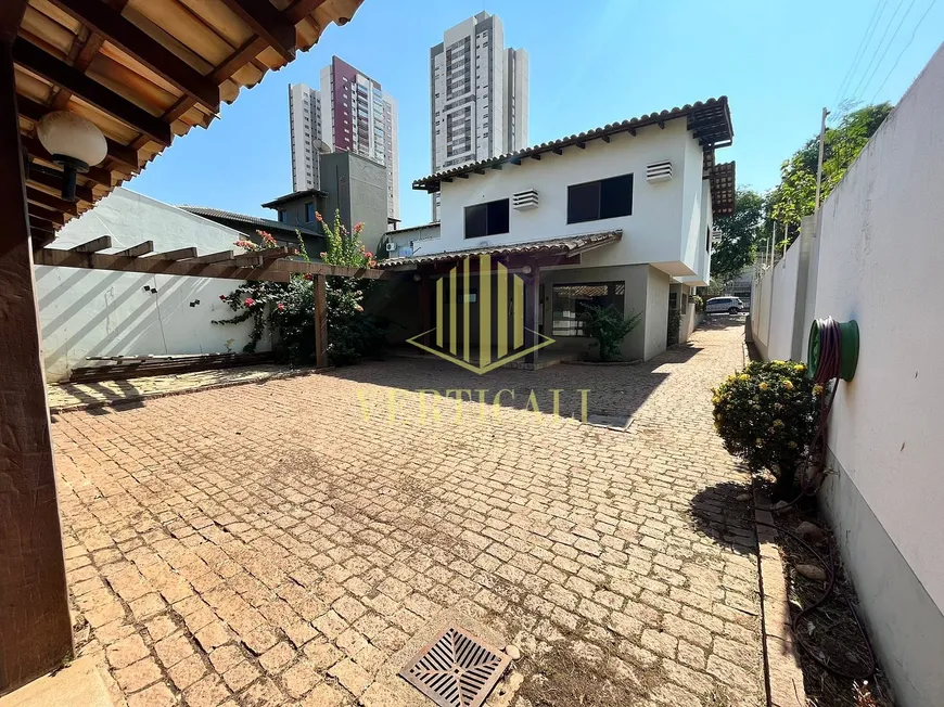 Foto 1 de Casa com 1 Quarto à venda, 300m² em Jardim Cuiabá, Cuiabá