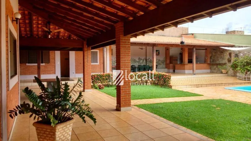 Foto 1 de Casa com 4 Quartos para venda ou aluguel, 450m² em Jardim Vivendas, São José do Rio Preto