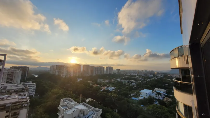 Foto 1 de Apartamento com 3 Quartos à venda, 130m² em Barra da Tijuca, Rio de Janeiro