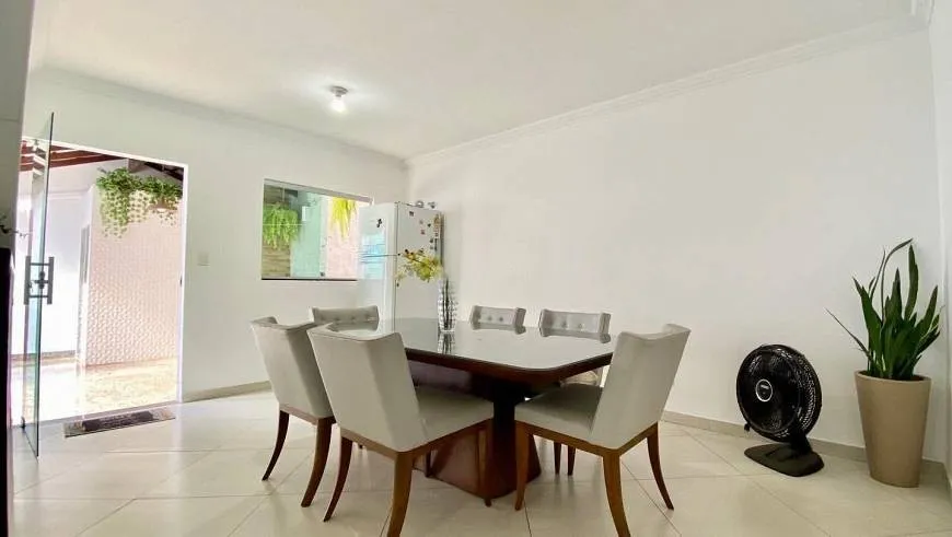 Foto 1 de Casa com 3 Quartos à venda, 150m² em Alípio de Melo, Belo Horizonte