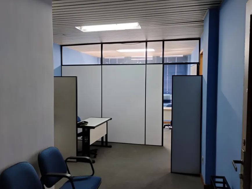 Foto 1 de Sala Comercial com 4 Quartos para alugar, 80m² em Centro, Porto Alegre