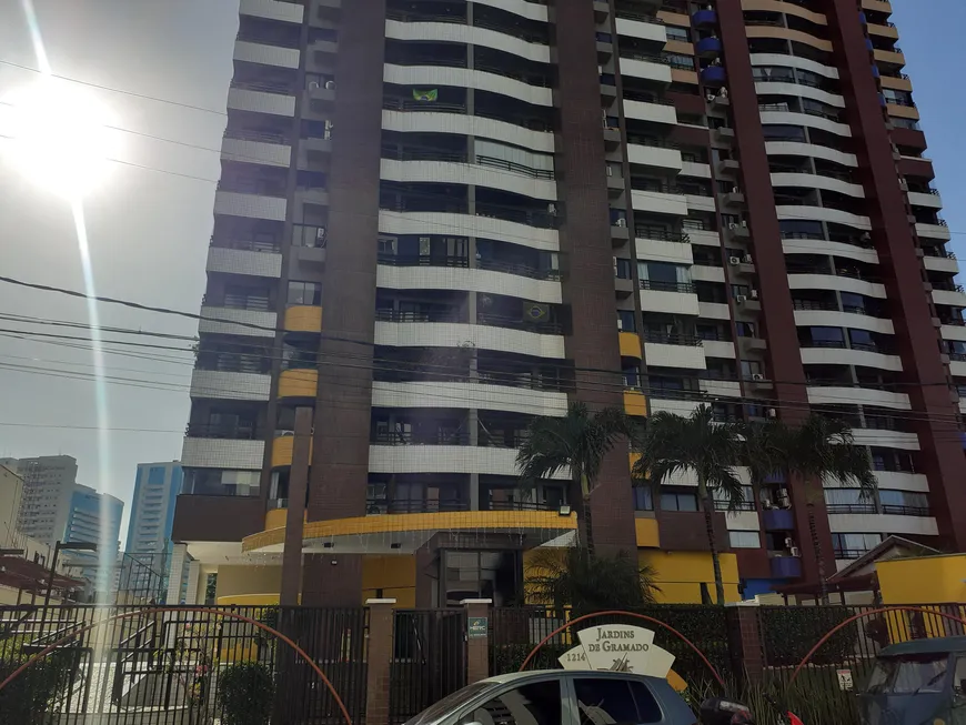 Foto 1 de Apartamento com 3 Quartos para alugar, 130m² em Varjota, Fortaleza