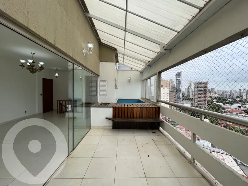 Foto 1 de Cobertura com 3 Quartos para alugar, 183m² em Cambuí, Campinas