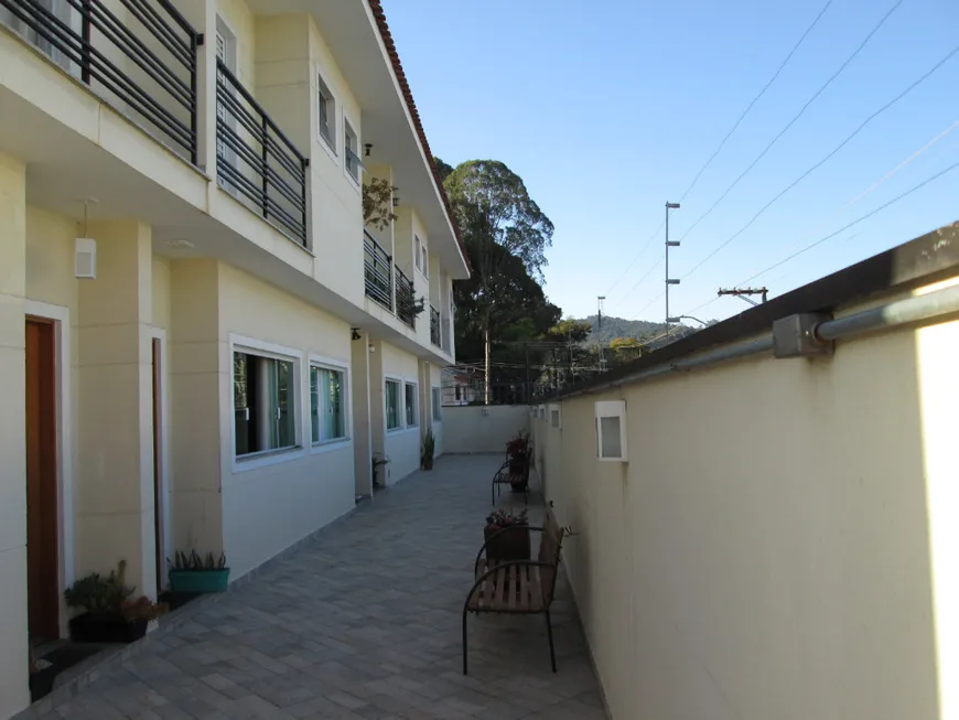 Foto 1 de Casa de Condomínio com 3 Quartos à venda, 160m² em Vila Rosa, São Paulo