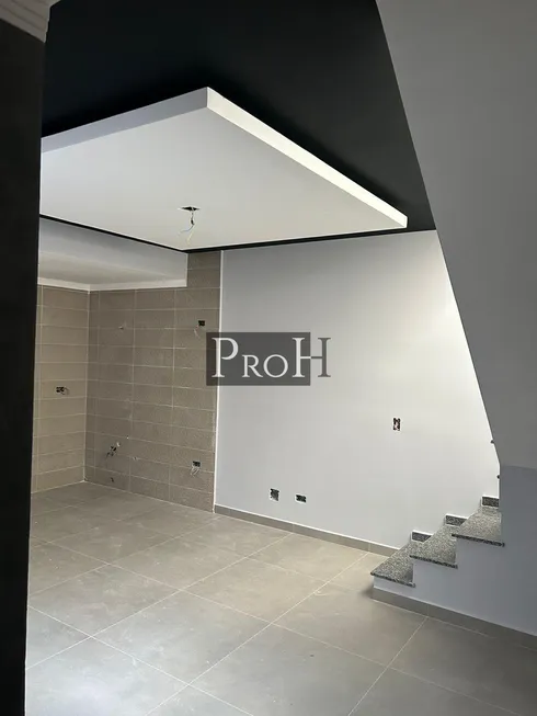 Foto 1 de Cobertura com 2 Quartos à venda, 47m² em Vila Scarpelli, Santo André