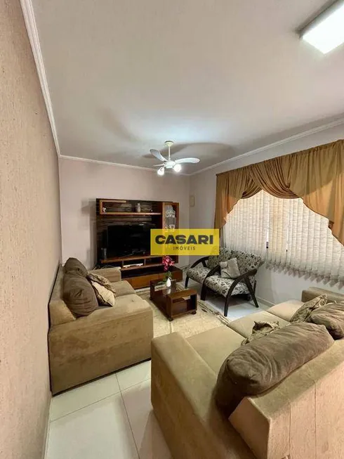 Foto 1 de Casa com 3 Quartos à venda, 200m² em Jardim Las Vegas, Santo André