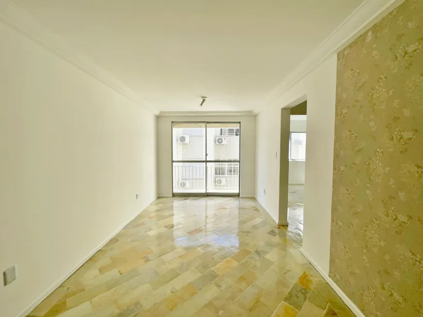 Foto 1 de Apartamento com 2 Quartos para alugar, 62m² em Canto, Florianópolis