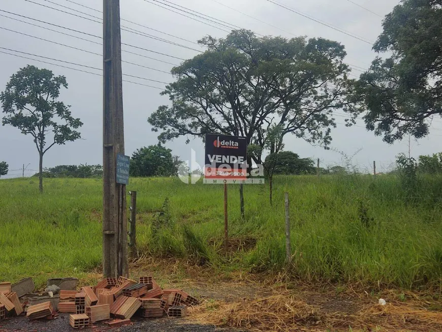 Foto 1 de Lote/Terreno à venda, 420m² em Jardim Inconfidência, Uberlândia