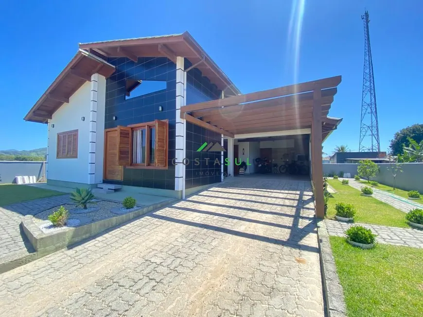 Foto 1 de Casa com 2 Quartos à venda, 360m² em Campo D una, Garopaba