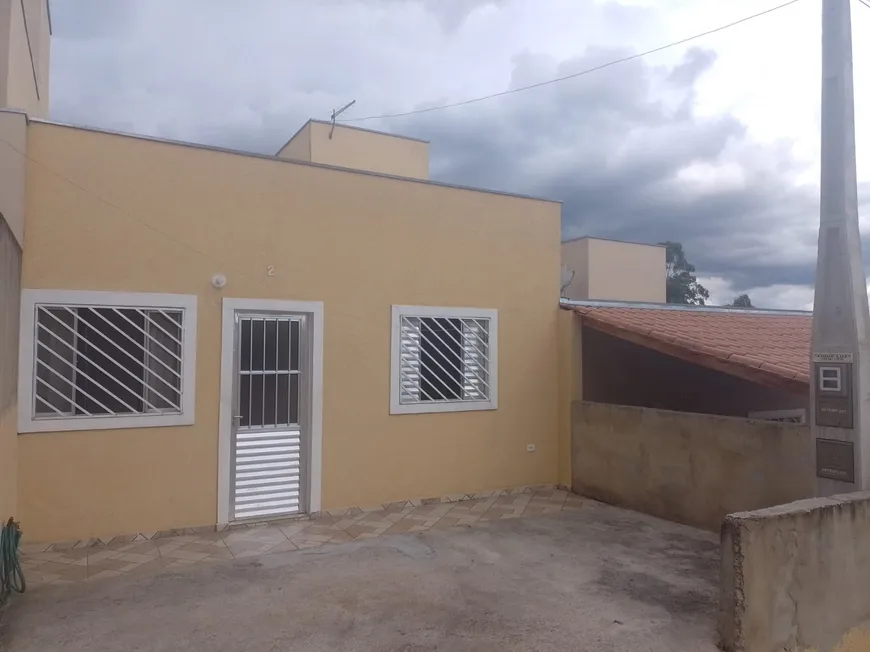 Foto 1 de Casa de Condomínio com 2 Quartos à venda, 60m² em Jardim Vitória, Mairinque