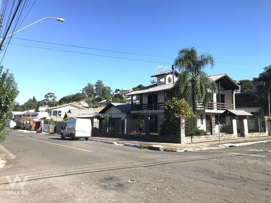 Foto 1 de Casa com 3 Quartos à venda, 245m² em Primavera, Novo Hamburgo