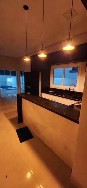 Foto 1 de Casa com 3 Quartos para venda ou aluguel, 140m² em Condominio Primor das Torres, Cuiabá