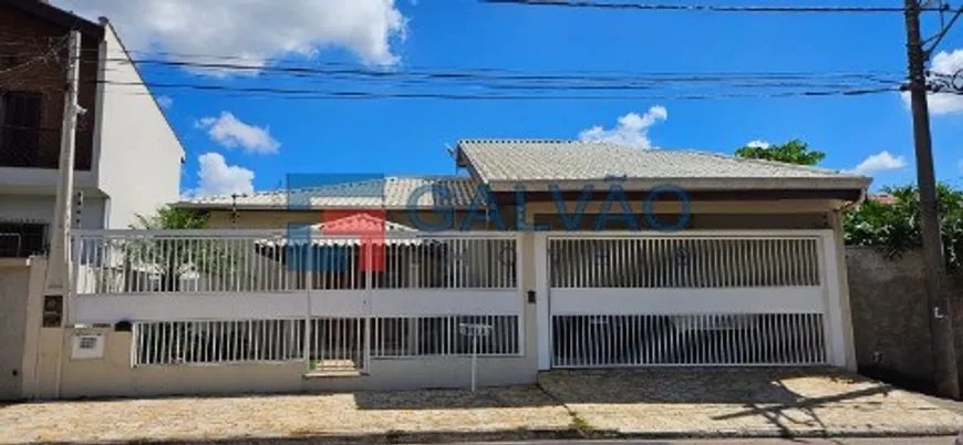 Foto 1 de Casa com 3 Quartos à venda, 220m² em Jardim Molinari, Jundiaí