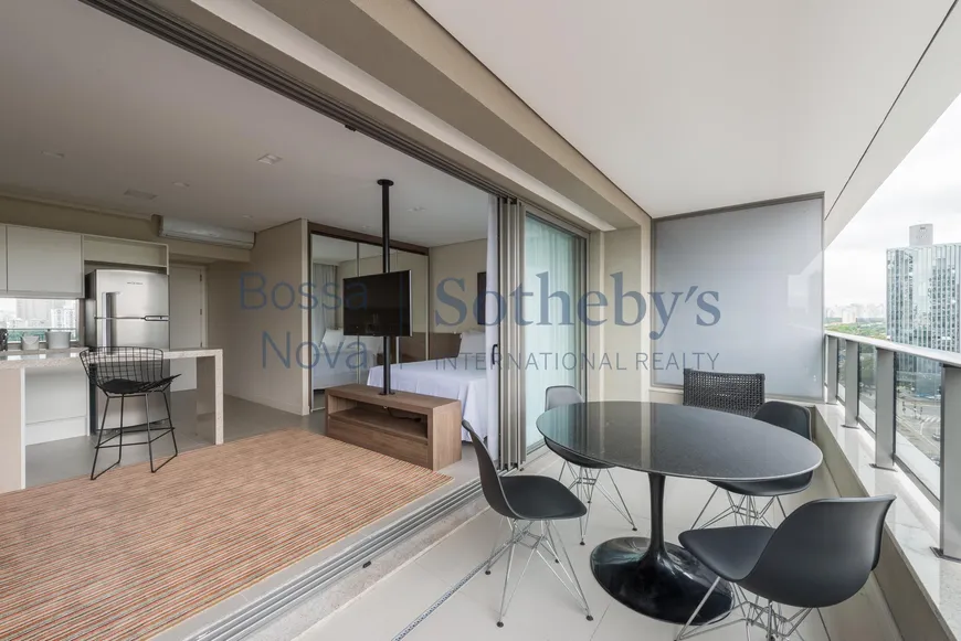 Foto 1 de Apartamento com 1 Quarto para alugar, 136m² em Pinheiros, São Paulo