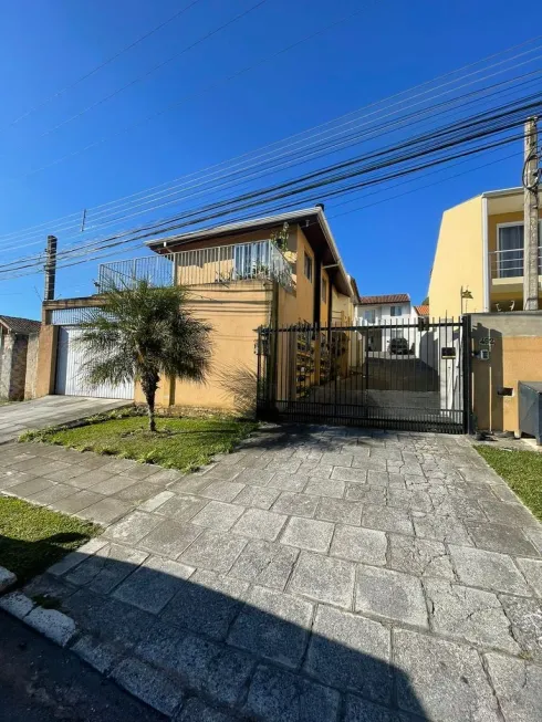 Foto 1 de Sobrado com 3 Quartos à venda, 77m² em Barreirinha, Curitiba