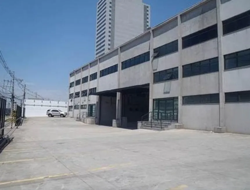 Foto 1 de Galpão/Depósito/Armazém para alugar, 9000m² em Tamboré, Barueri