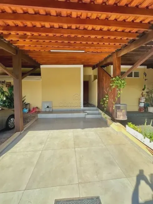 Foto 1 de Casa de Condomínio com 3 Quartos à venda, 70m² em Vila Borguese, São José do Rio Preto