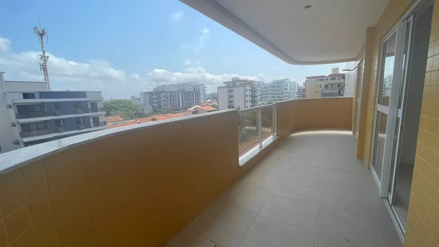 Foto 1 de Apartamento com 1 Quarto à venda, 70m² em Braga, Cabo Frio