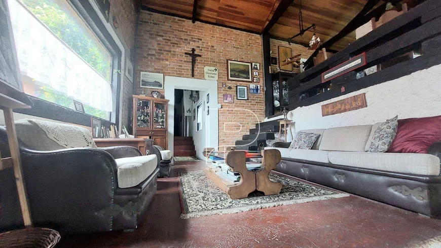 Foto 1 de Casa de Condomínio com 4 Quartos à venda, 188m² em Granja Carneiro Viana, Cotia