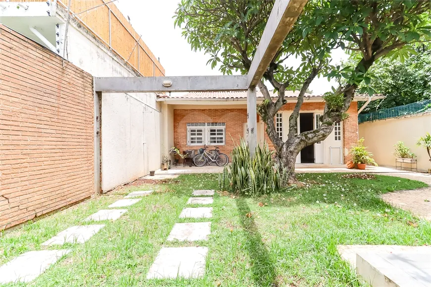 Foto 1 de Casa com 2 Quartos à venda, 122m² em Brooklin, São Paulo