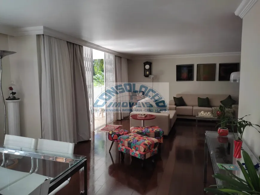 Foto 1 de Apartamento com 4 Quartos à venda, 242m² em Morro dos Ingleses, São Paulo